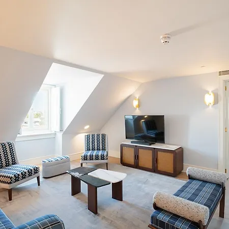 Hotel Palácio Ludovice Wine Experience 5*